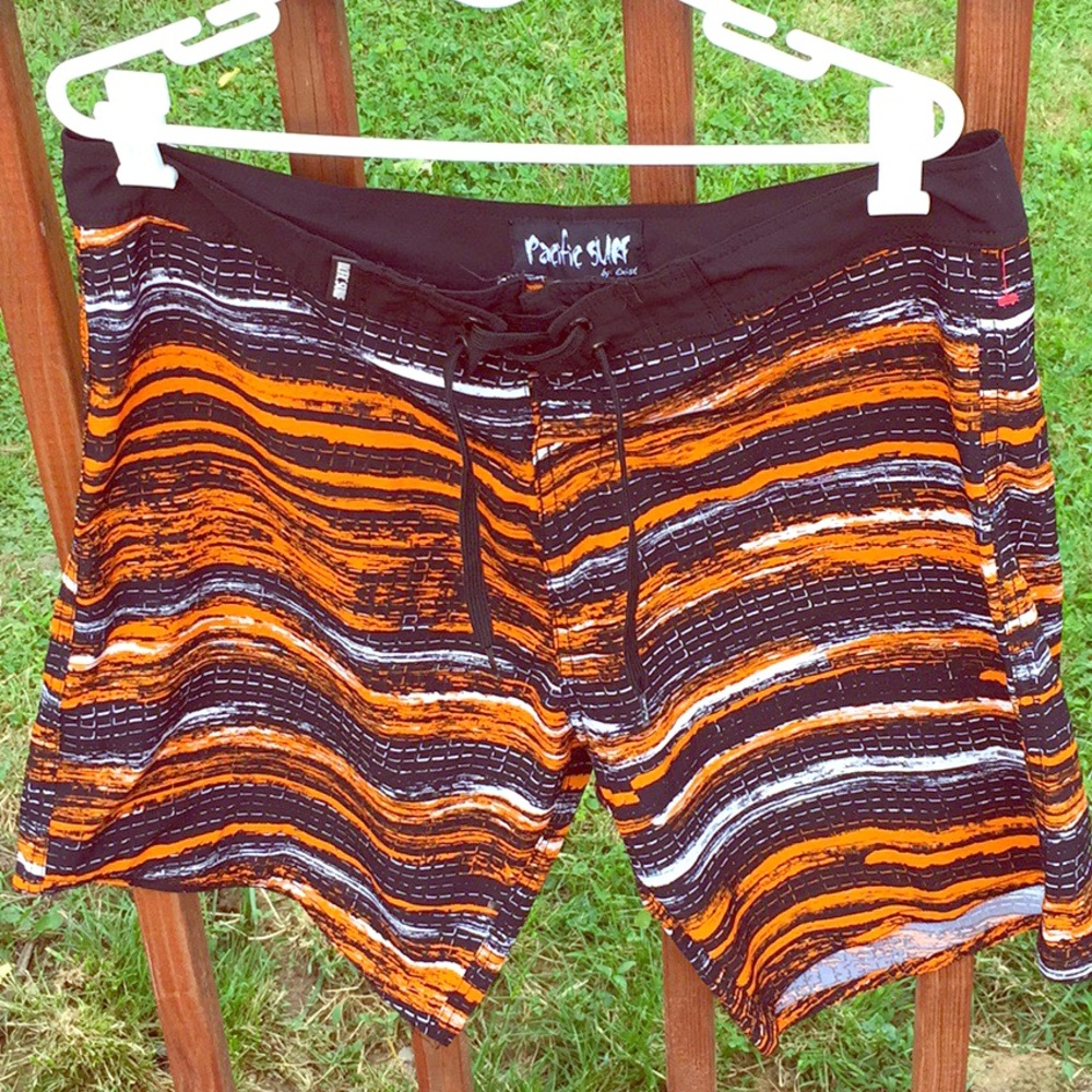 Men’s Pacific surf swimming trunks